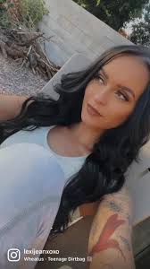 Lexi Sharp (@lexijeannn)