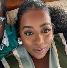 Desi Brown (@desianbro) • Instagram photos and videos