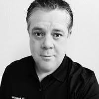 Marcus Curl's Instagram, Twitter & Facebook