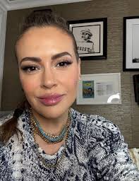 Hello users. How can i have alexa to read a pdf file?