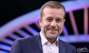 شريف منير ي شيد بتسليط الضوء على العلماء في Fictional Characters Men Character