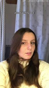 #foryou #readingistherapy #offcampusedit #clubdeslecteur #booktok #smutbook  #craveseries #tracywolff #graceandjaxon #teamhudson