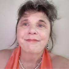 Today is Gold Star Mother's Day (last Sunday in September), a day dedicated  to remembering and honoring the surviving families of fallen Soldiers. To  all our beloved Gold Star families out there,