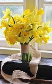 Wedding Flowers The Symbolism Hiding In Your Bouquet Daffodil Bouquet Daffodil Wedding Flowers Daffodil Wedding