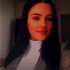 Eve Billings's Instagram, Twitter & Facebook