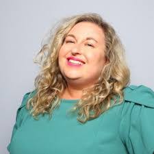 Alyson Freeman's Instagram, Twitter & Facebook