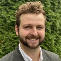 400+ "Streamer" profiles