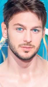 El primer amor siempre es eterno.