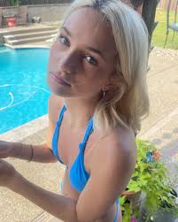 kendall foster (@kendallfosterrr) • Instagram photos and videos