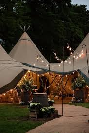 Find Your Perfect Outdoor Wedding Site In 2020 Tipi Bruiloft Boerderij Bruiloft Tent Bruiloft