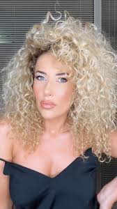 Tjeter soj çkëlqimi o @lorel_makeupartist sha ke baaaa or taj 😍, Pastaj  nuk eshte me sekret per keto floke, luaneshen 🦁 e nxjerr vetem @fatmarrela  🤍