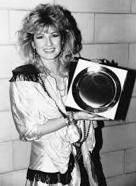 Music video by beata kozidrak performing siedzę i myślę. Beata Kozidrak Wikiwand