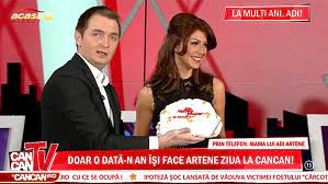 Surprins de Mos Niculae! Adrian Artene a fost sarbatorit in direct la CANCAN  TV