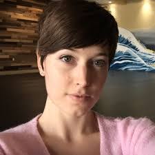 Shelby Casper's Instagram, Twitter & Facebook