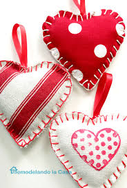 Exclusive romantic silk embroidered heart with decorations, glass made 100% by hand in spain. Fabric Heart Ornaments Remodelando La Casa