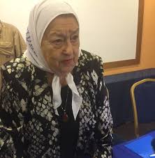 Me avergüenzo, señor presidente, de ese acuerdo que no es nada. Pope Francis Is With The People Says Hebe De Bonafini President Of Madres De La Plaza De Mayo America Magazine