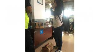 Dilarang membawa binatang ke dalam kereta api. Pemudik Ini Nyaris Gagal Naik Kereta Api Kelinci Seharga Rp 120 Ribu Jadi Penyebabnya Tribunnews Com Mobile