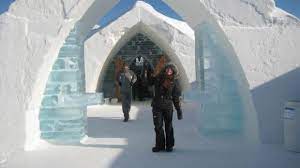 În acest an, decorul hotelului de gheață de la bâlea lac este inspirat din filme celebre. Pandemia Si IncÄƒlzirea GlobalÄƒ Inchid Si Anul Acesta Hotelul De GheaÅ£Äƒ De La Balea Buna Ziua Brasov