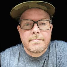 Timothy Cullinan's Instagram, Twitter & Facebook