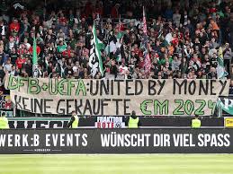 Urbw instagram posts gramho com. Testspiel Hammer Der Fcn Trifft Auf Rapid Wien Sport Nordbayern De