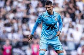 Remo avança por Zé Ivaldo e aguarda definição com o Santos