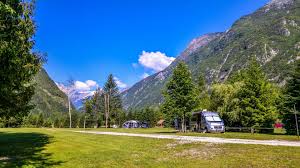 Camp Soca Im Triglav Nationalpark Mit Bildern Slowenien Urlaub Camping Slowenien