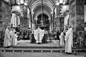 » mariage et ordre » le mariage » vivre le sacrement du mariage » messe d'action de grâce et le rituel romain de la célébration du mariage prévoit explicitement un « rituel de bénédiction des. Messe Mariage Finistere Jacques Monot Photographe De Mariage En Finistere Photographe De Mariage En Bretagne