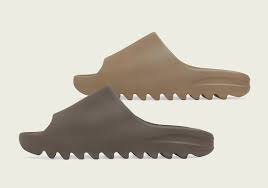 Лучшие расцветки сезона уже здесь. Adidas Yeezy Slides Core Soot G55492 G55495 Sneakernews Com