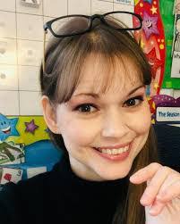 Jennifer Scullion's Instagram, Twitter & Facebook