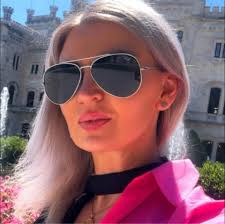 Prajitura in straturi cu capsuni si foi din pandispan 👌🍰🍓#prajituri  #pastry #viral Reteta https://youtu.be/6Utiii3ZrQk?si=5aMwJa8wrmbPFmte