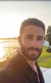 Morning guy let us post Intro Age Role Resides