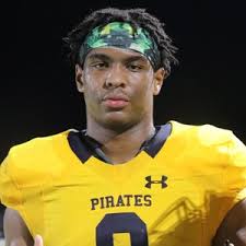 Dealyn Evans' Pine Tree High School Bio