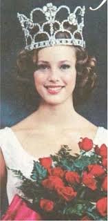 Former Tournament of Roses Queens 123119