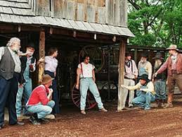 It's a simple experience in branson, a place where neon lights, flashing billboards and glittery advertisements call to the hordes of traffic and human beings. Shepherd Of The Hills Outdoor Drama Branson Missouri Bransonontheweb Com