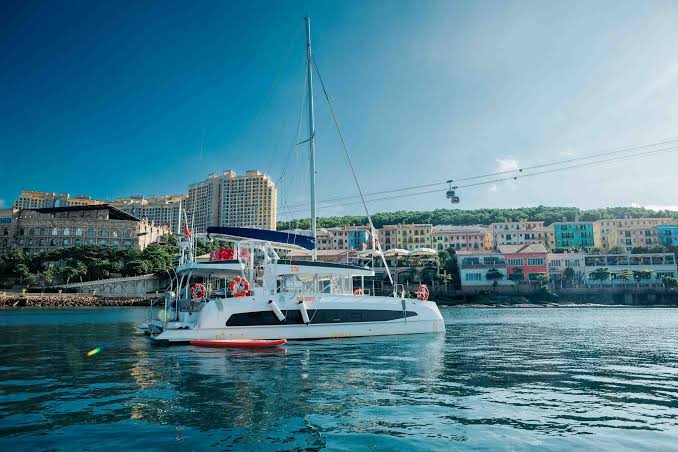 NEMO YACHT 03 CHÍNH THỨC CẬP BẾN PHÚ QUỐC! 🛥️ Đại gia đình Nemo Yacht vô cùng hân hoan thông báo, thành viên mới nhất - siêu du thuyền Nemo Yacht 03 -