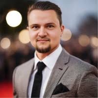 4200+ profils pour “Baylor”