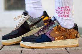 In a sneaker world of virgil and kanye, travis has quietly stolen the scene. Travis Scott X Nike Air Force 1 Cactus Jack