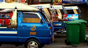 You will have to use one of the many other ways to. Fortbewegung Phuket Mit Tuktuk Taxi Bus Und Mietfahrzeug Von A Nach B Auf Phuket