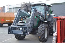 Valtra N92 Tractor