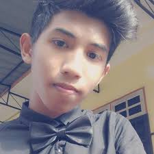 Sepet is a malay word which, in this context, refers to the 'slit eyes' of the chinese. Abe Badrul On Twitter Perempuan Cina Comel Sebab Mata Sepet Perempuan India Comel Sebab Senyuman Dia Perempuan Melayu Comel Sebab Menutup Aurat