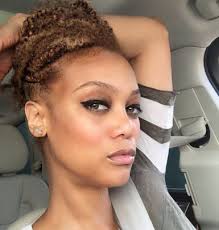 Tyra banks has come under fire for her 'problematic' behaviour on backdated episodes of america's next top model. Tyra Banks Vergleichen Sie Die Korpergrosse Das Korpergewicht Die Korpermasse Mit Anderen Beruhmtheiten Stellameus