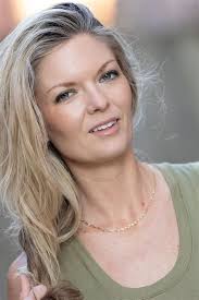 Emily renee nude : anna kendrick fakes