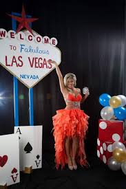The greatest las vegas costume store specializing in elvis and showgirl. Minas The Woman Forgetting Her Shirt Have A Las Vegas Themed House Party If You Don T Want To Go Out Vegas Theme Party Las Vegas Party Vegas Party