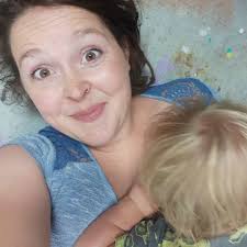 Trolls say kids will be 'permanently traumatised' after helping me deliver  my baby