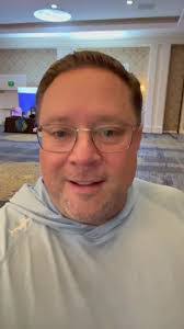 Jason Peak's Instagram, Twitter & Facebook