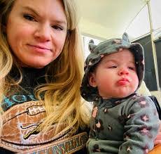 Kelli Mclaughlin's Instagram, Twitter & Facebook