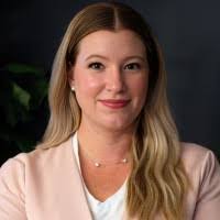 Elena Buckley's Instagram, Twitter & Facebook