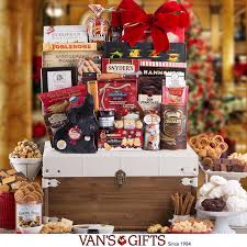 We've picked the best costco christmas toys for 2020! Costo Tis The Season Gift Baskets Jewelry Electronics And More Plus Holiday Cookie Trays At Your Local Costco Milled