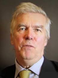 Mr Robert Cooper, KCMG, MVO