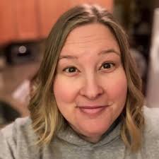 Jacqui Sheehan (@jasheeha)